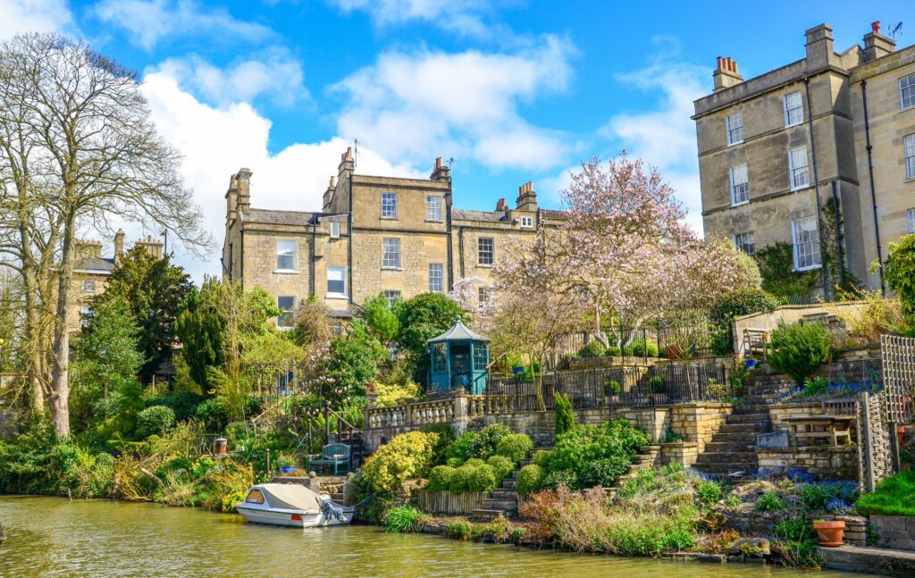 Green spaces in Bath, Boat on Kennet and Avon Canal in Bath